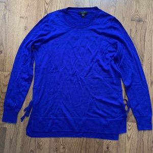 J.Crew blue long sleeve tie shirt, small